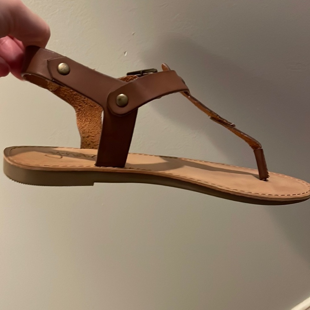 Y-not sandals